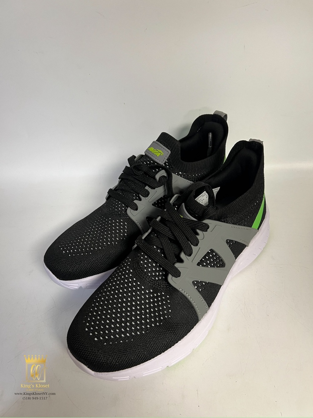 Avia sneakers